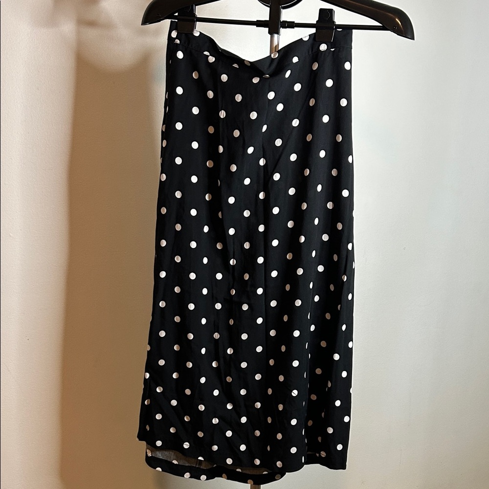 Old Navy Black and White Polka Dot Midi Skirt